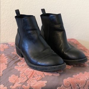 Black Chelsea Boots